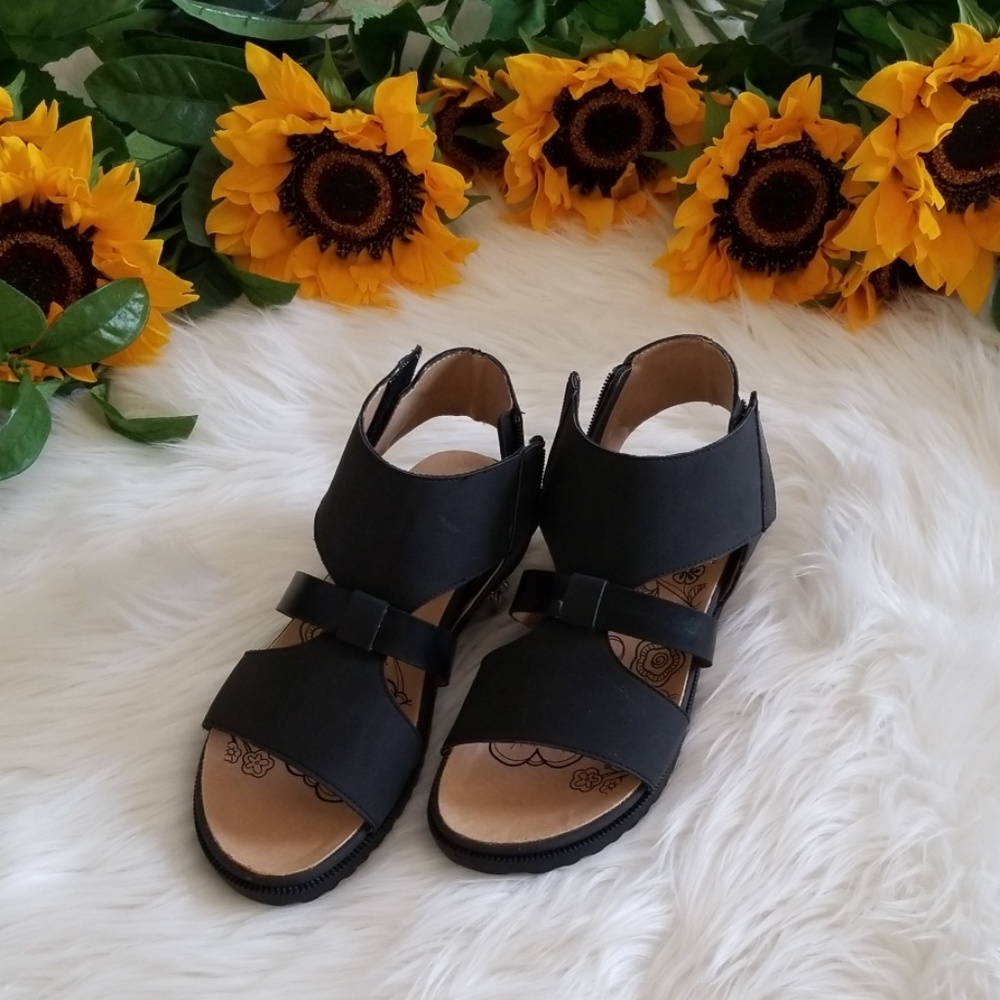 NWOB Mootsies Tootsies Margie Sandal